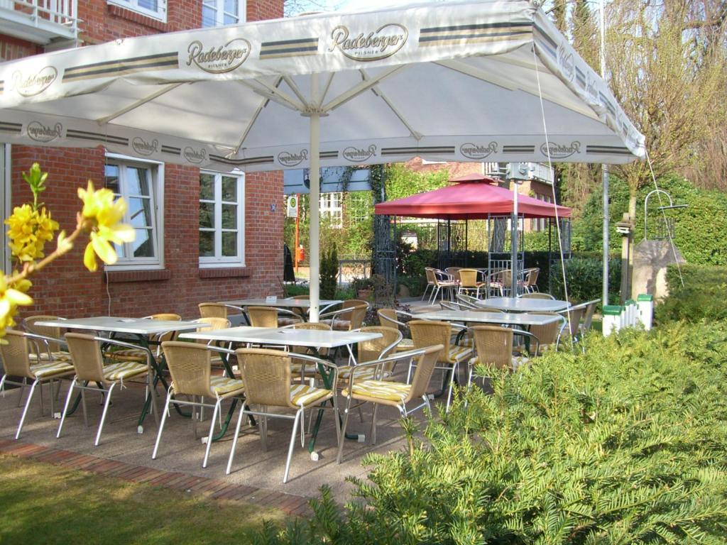 Hotel Bergedorfer Hoehe Хамбург Екстериор снимка