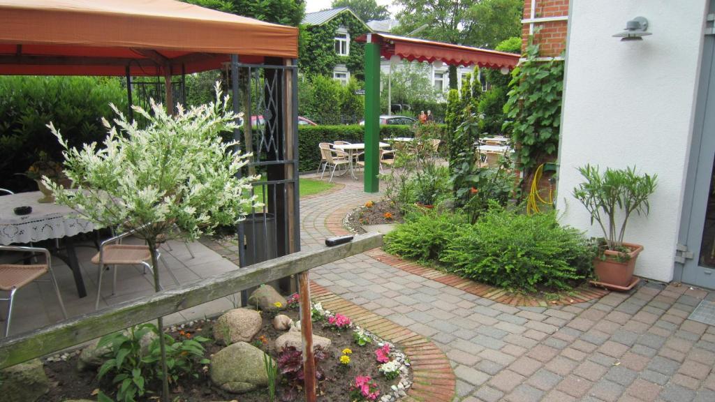 Hotel Bergedorfer Hoehe Хамбург Екстериор снимка