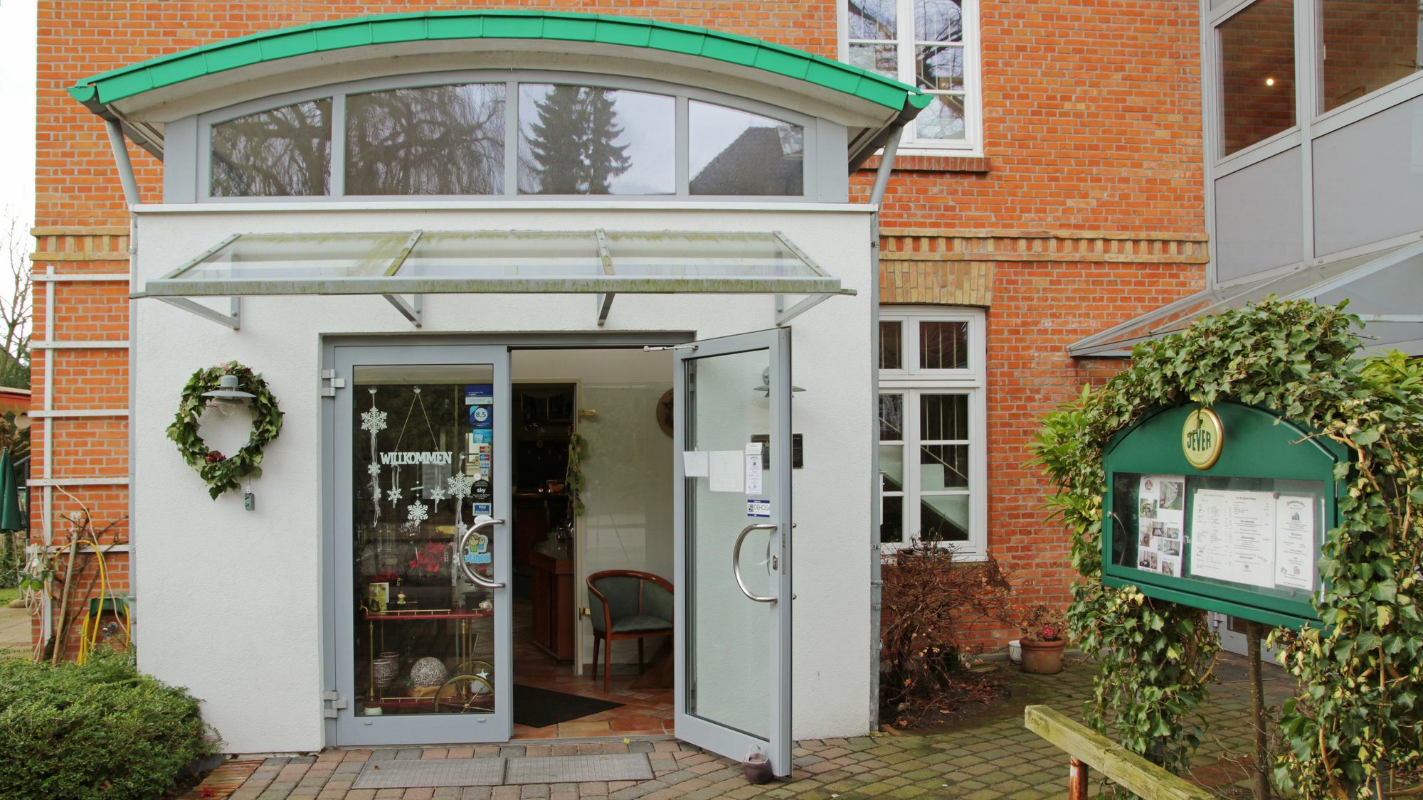 Hotel Bergedorfer Hoehe Хамбург Екстериор снимка