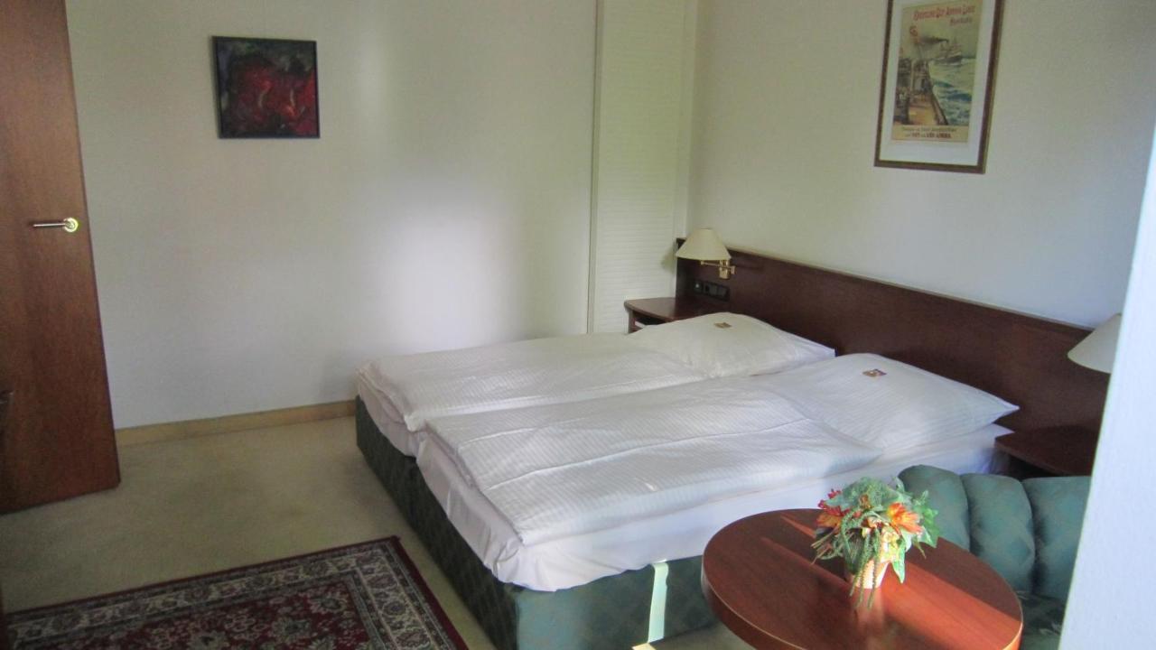 Hotel Bergedorfer Hoehe Хамбург Стая снимка